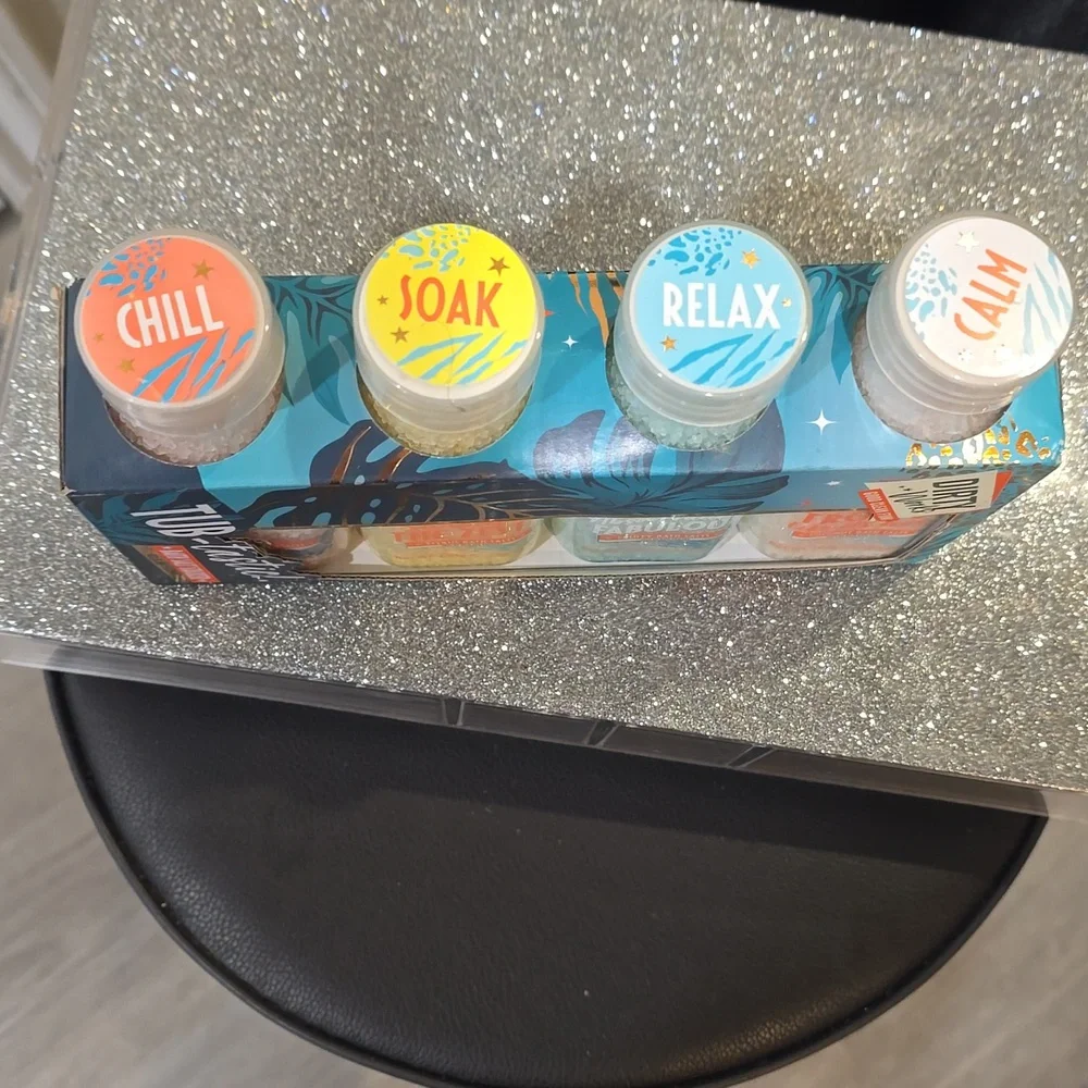 Dirty Works Tub-tastic Bath‎ Salt Stacker